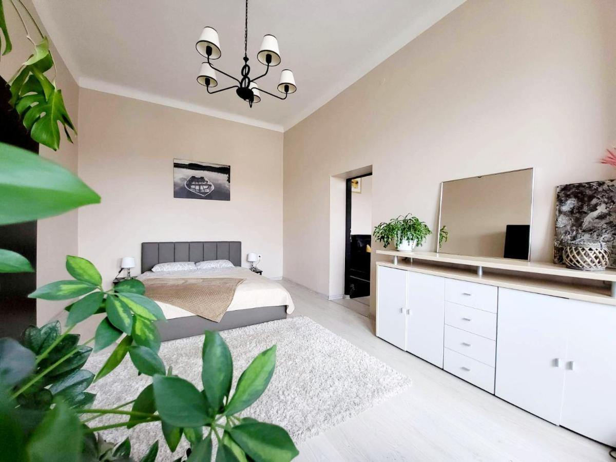 Cozy 2 Room Apartment In The Oldtown Of ไคลเพดา ภายนอก รูปภาพ
